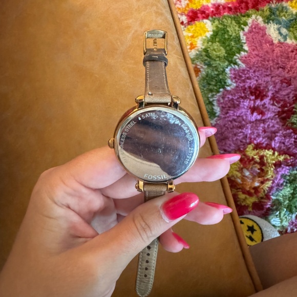 Rose Gold FOSSIL Watch - Picture 3 of 3